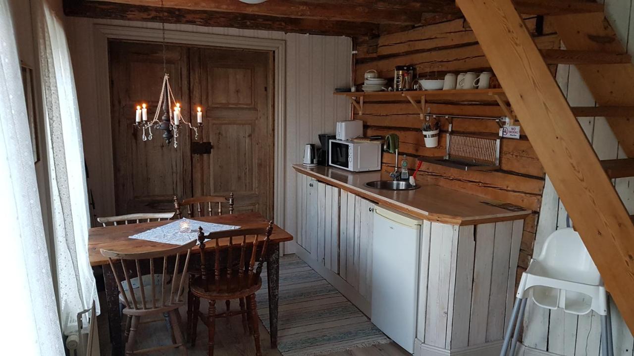 Familjerum med eget badrum